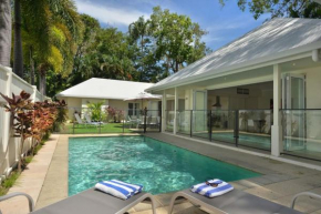 Plantation House - private 4 bedroom beachfront retreat